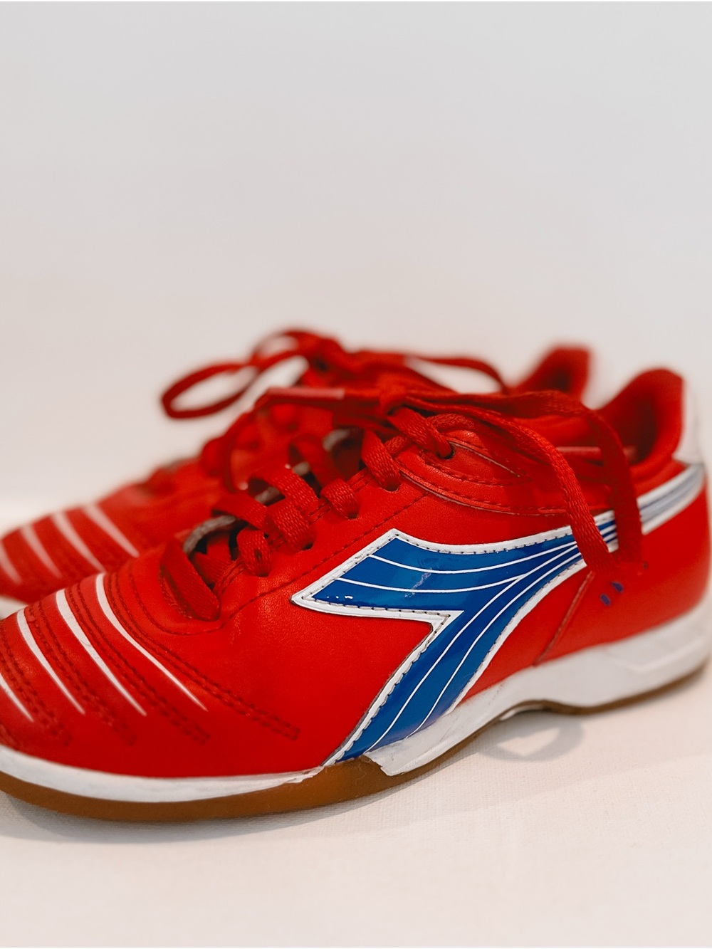 Kids Diadora Indoor Soccer Shoes